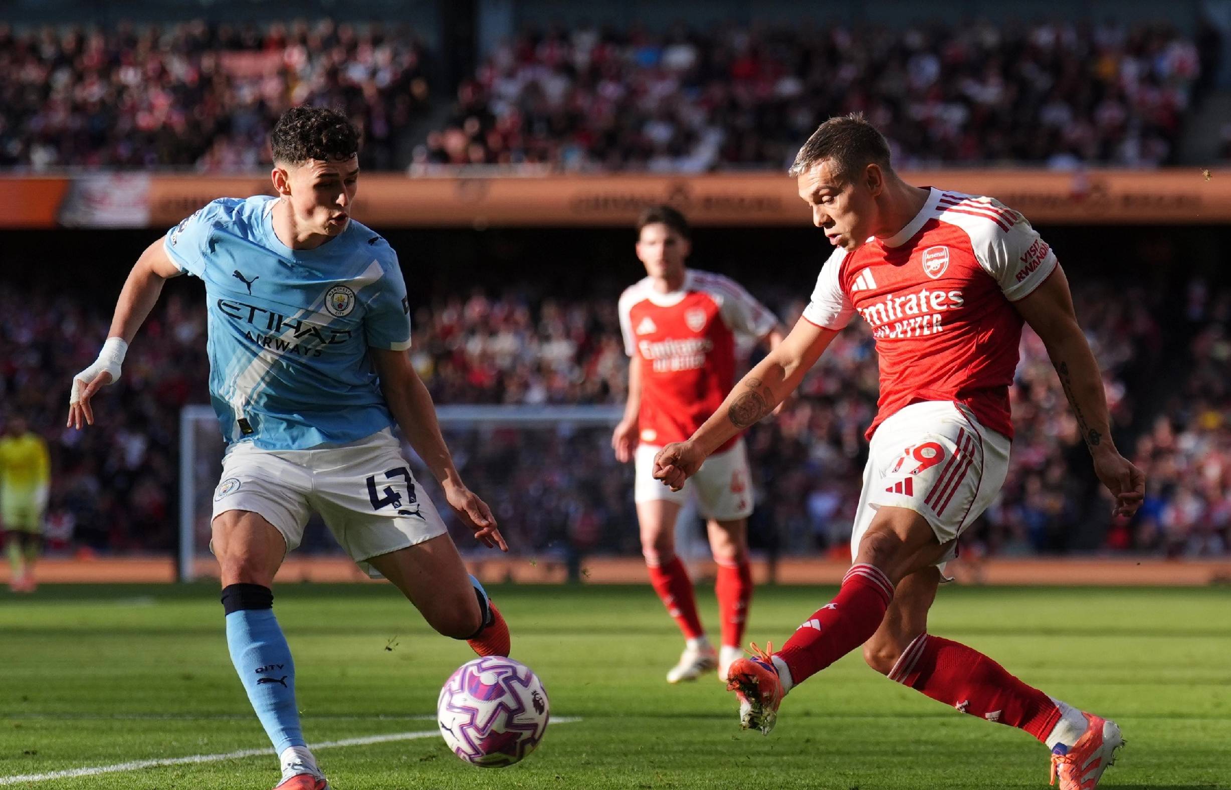 梦幻西游：旭旭宝宝与官方续约，二狗打皇宫击败呆瓜！