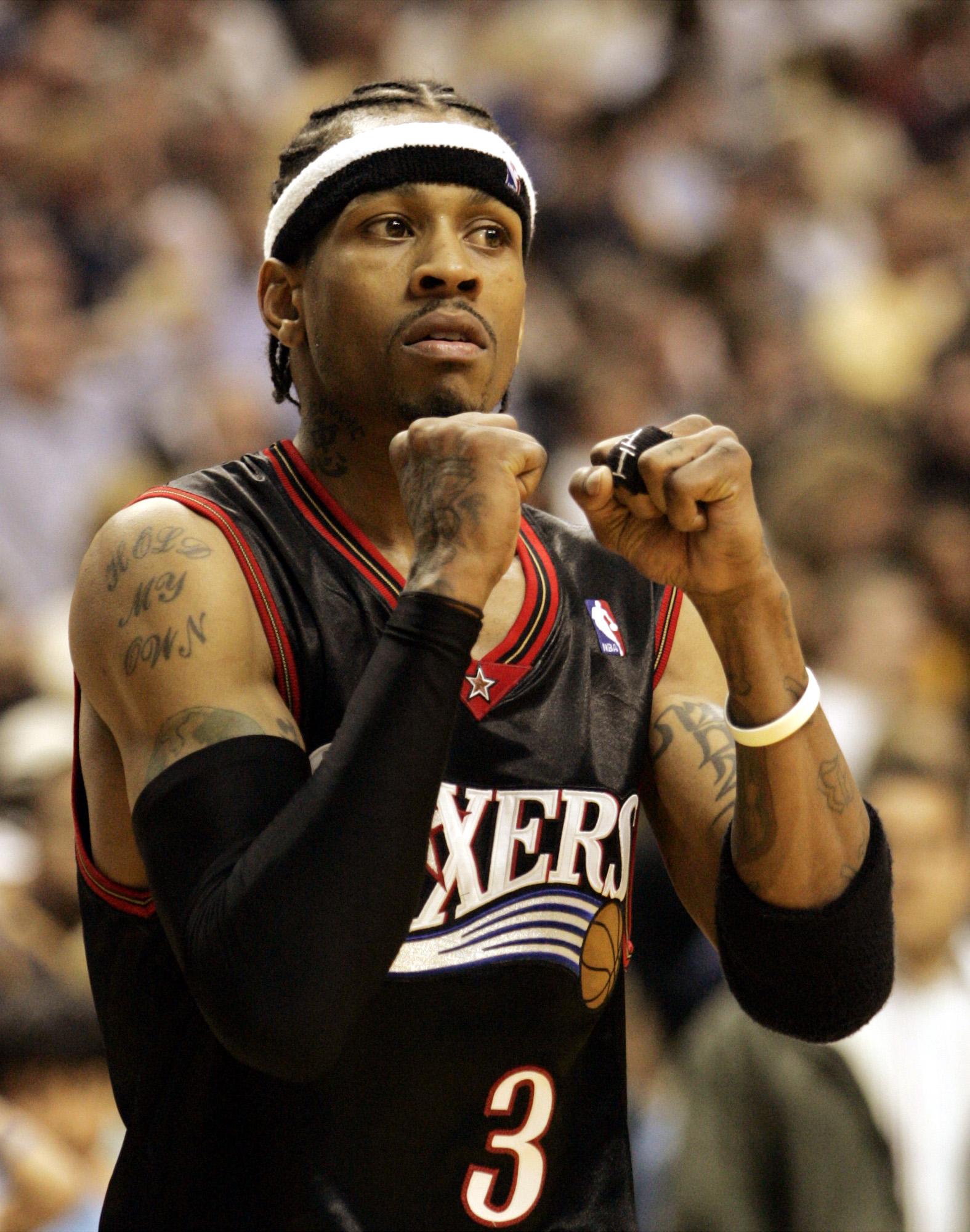 格林：NBA只有两个人我不敢说垃圾话，一个惹不起，一个喷不过