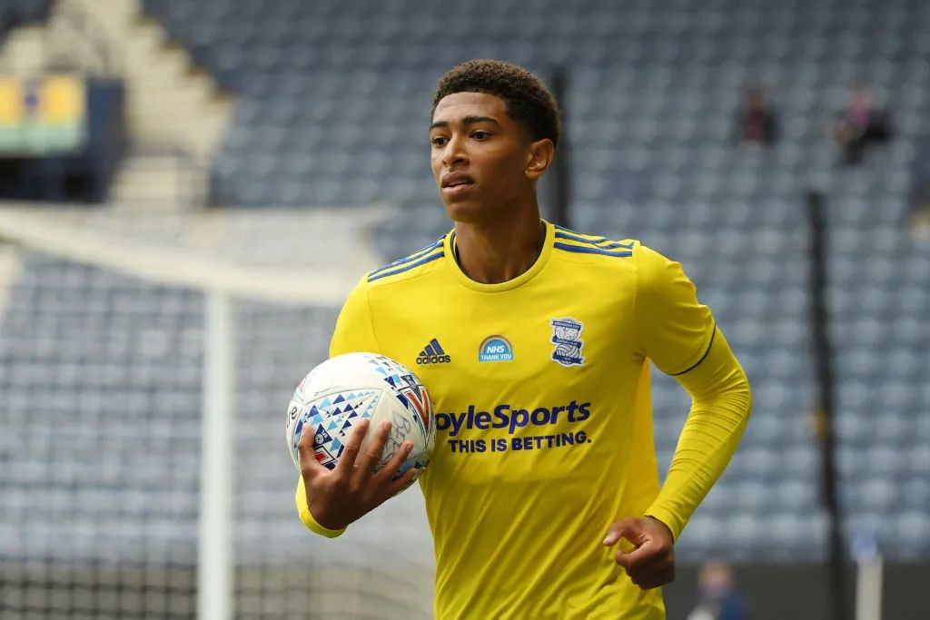 半场战报：罗马0-1那不勒斯，内雷斯反击单刀破门