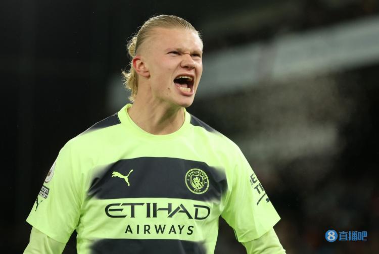 英超半场：沃尔特马德挑射破门，纽卡暂3-0埃弗顿