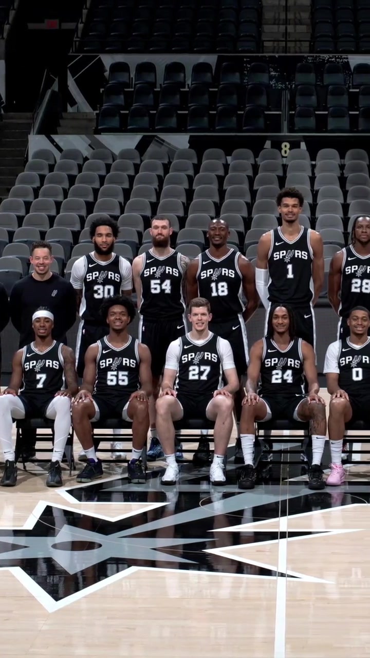 马德里城市的团体治疗：皇家马德里的困境与希望