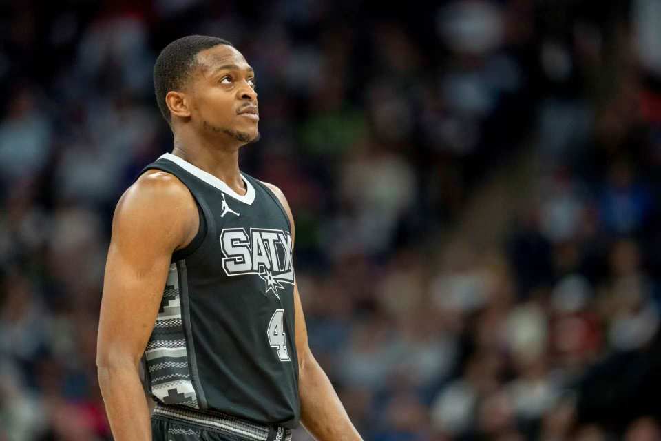 《高能英雄》暖冬进圈 Apple 授权专营店主题活动正在火热进行中！