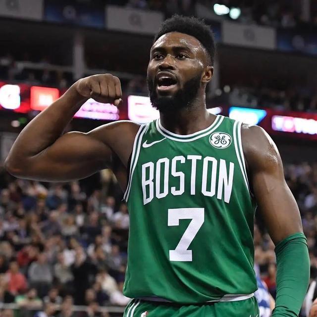 即将Here we go罗马诺：皇马已将合同发送给阿诺德，即将签约